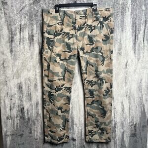 Levis Pants Mens 38x30 Camo Green Chino Straight Leg Cotton Casual